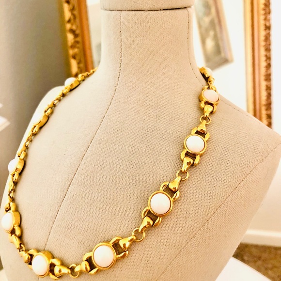 Vintage Signed Necklace & Adorable Flower Earrings - Picture 7 of 16